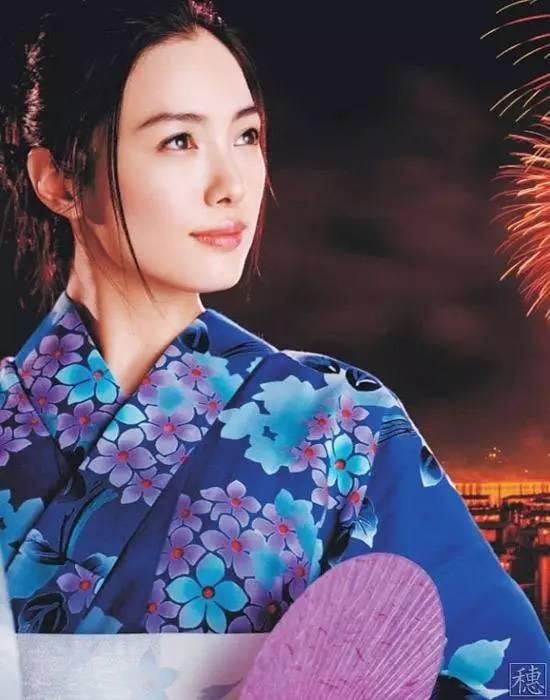 据广岛台的统计显示，2月16日播出第5集的收视率高达6.8%，频道占 《重启人生》导演新作预告 高桥文哉田中圭访鬼楼 2024-05-22 近日，由电视剧《重启人生》的导演水野格执导，高桥文哉主演，田中圭出演的电影《那个人消失了》（あの人が消えた）公布首支预告和海报。